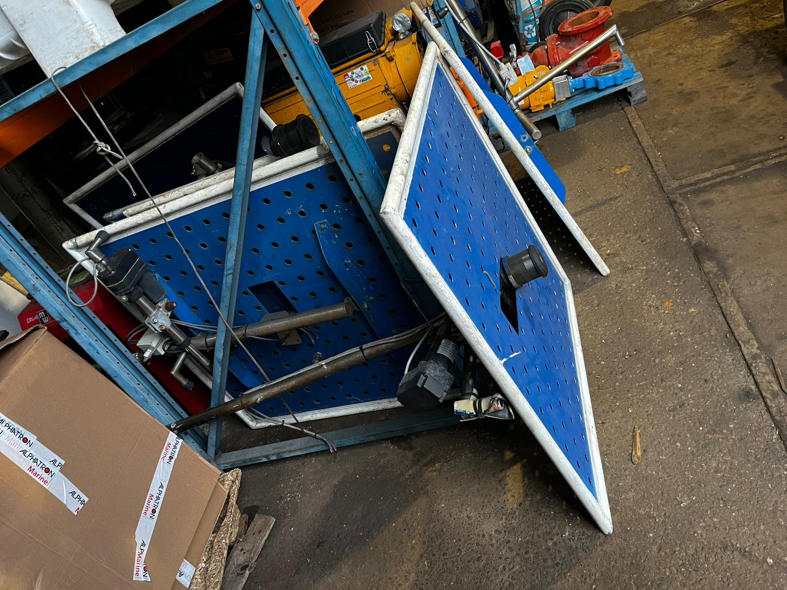 Bakels elektrisch blauw bord